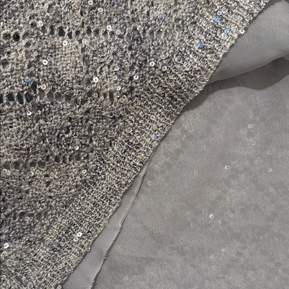 Peck & Peck Sparkling Silver Long Sleeve Top - Picture 4 of 4